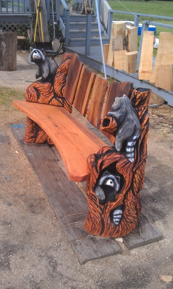 rustic-raccoon-bench--UDU2Ny03NjI0OC40Mzk2MDc=