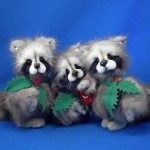 XmasRaccoons-1a